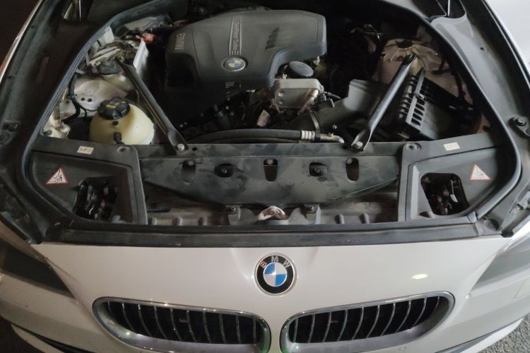 宝马5系 2014款 525Li 豪华设计套装局部细节24