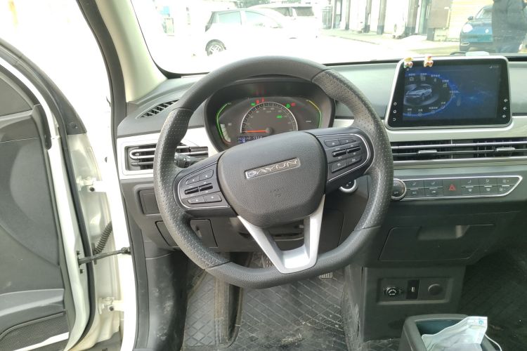 大运 悦虎 2022款 30.66kWh 两驱标准版中控内饰13