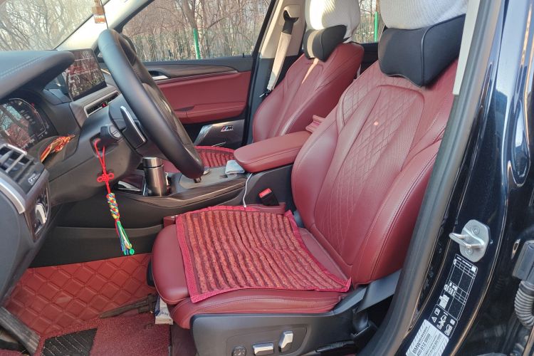 宝马X3 2023款 xDrive30i 领先型 M曜夜套装中控内饰19