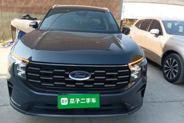 福特 2023款 锐界L 2.0T EcoBoost 两驱七座豪华型车身外观2