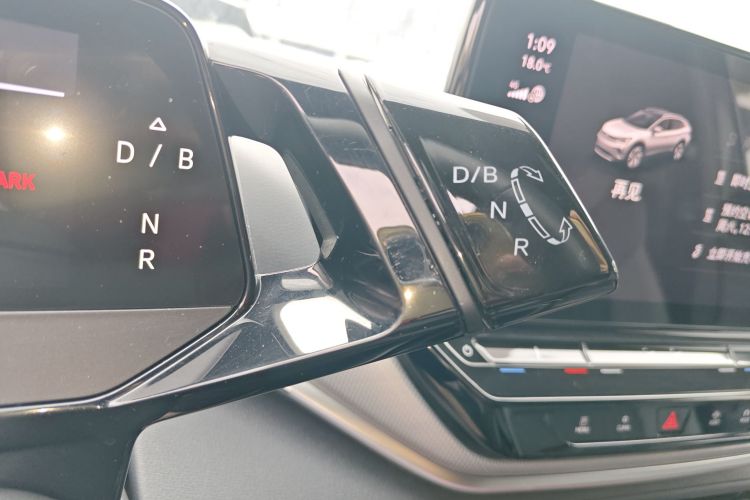 大众 ID.4 CROZZ 2021款 长续航Lite PRO两驱版中控内饰18