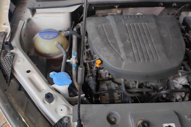 捷途X90 PLUS 2021款 1.6TD DCT别墅 5座局部细节9006