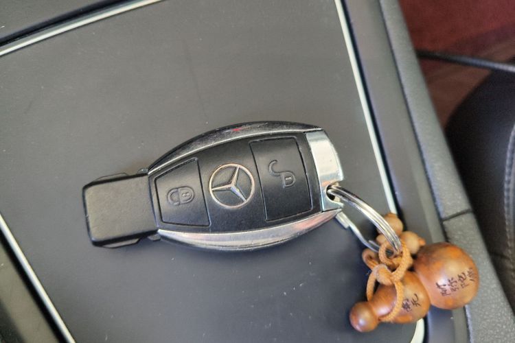 奔驰B级 2015款 B 200 时尚型中控内饰7001