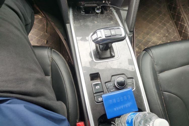 哈弗H6 2019款 运动版 1.5T 自动两驱精英型 国VI中控内饰18