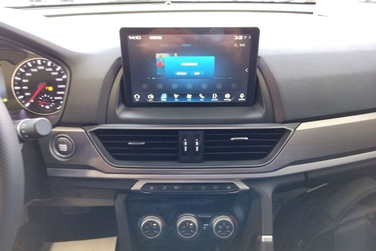 哈弗H6 2021款 运动版 1.5T 自动精英智联型 U型格栅中控内饰16