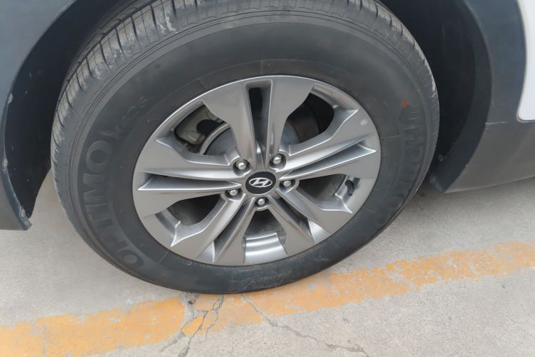 现代 胜达 2015款 2.0T 自动四驱智能型 7座车身外观6008