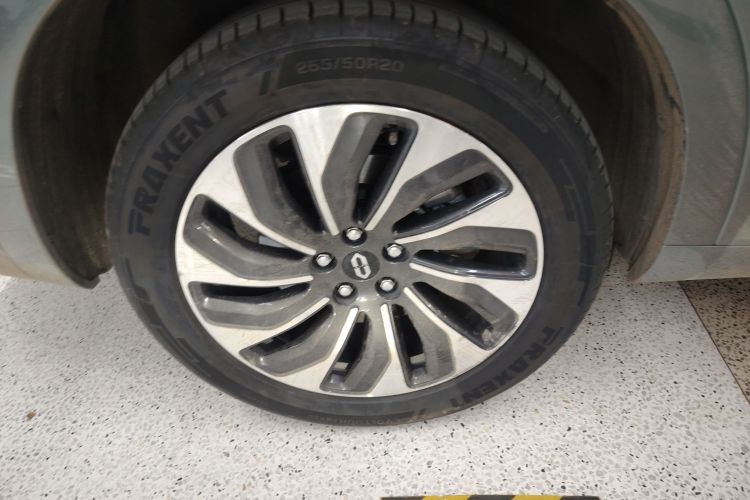 鸿蒙智行 问界M7 2022款 1.5T 后驱舒适版车身外观6008