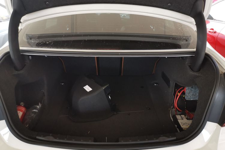 宝马3系 2016款 320Li 豪华设计套装局部细节23