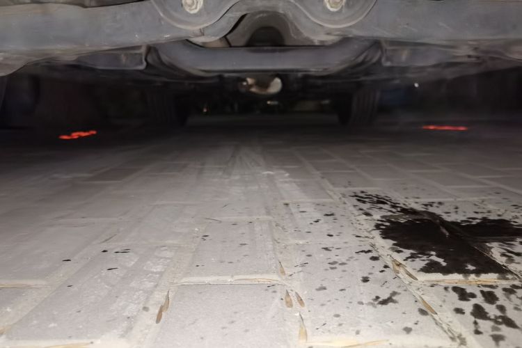 魏牌 VV7 2017款 2.0T 旗舰型局部细节9009