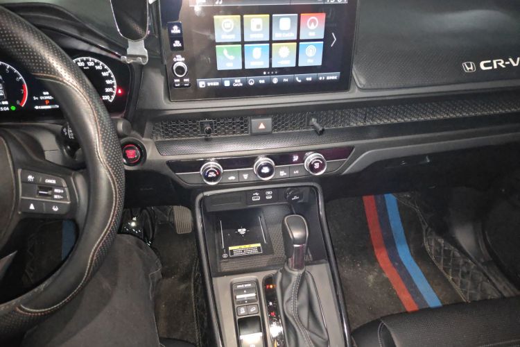 本田CR-V 2024款 240TURBO 两驱锋尚版 5座中控内饰16