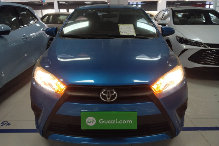 丰田 YARiS L 致炫 2014款 1.3E 自动魅动版车身外观2