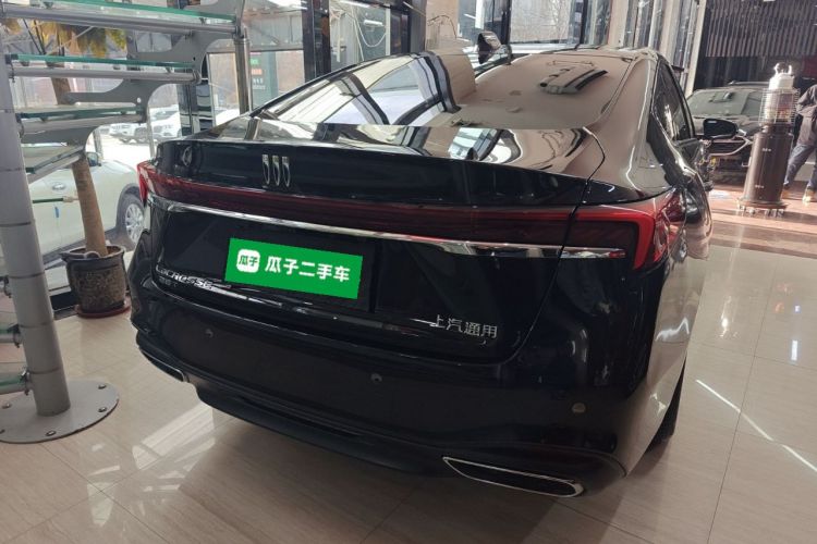 别克 君越 2024款 28T 越尊版车身外观6