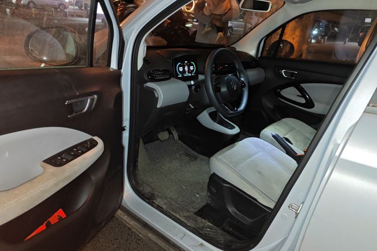 零跑汽车 零跑T03 2023款 200轻享版中控内饰20