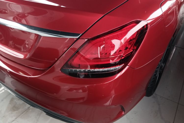 奔驰C级 2020款 C 260 L 运动版车身外观9