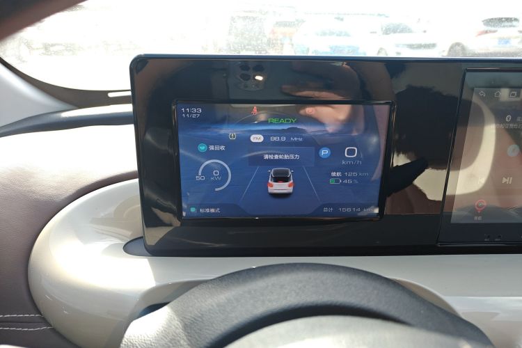 五菱汽车 五菱缤果 2023款 333km 悦享款中控内饰14