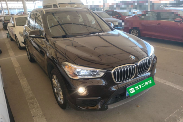 宝马X1 2018款 sDrive20Li 领先型车身外观6002