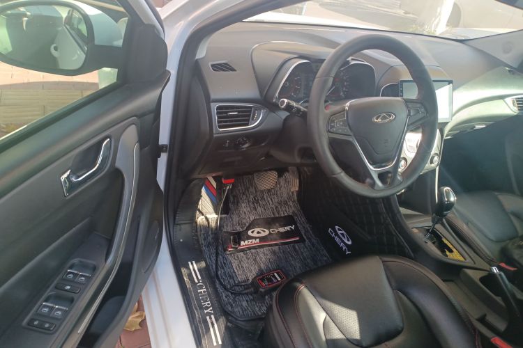 奇瑞 艾瑞泽5 2016款 1.5L CVT领潮版中控内饰20