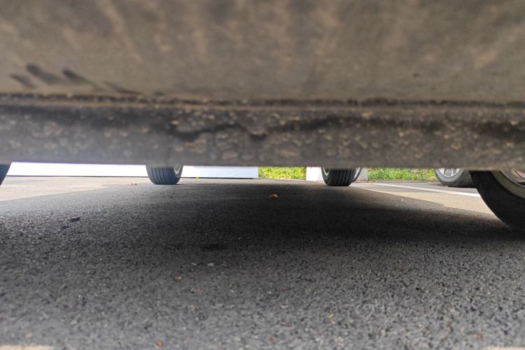 Jeep 自由侠 2018款 互联大屏版 180T 自动高能版局部细节9008