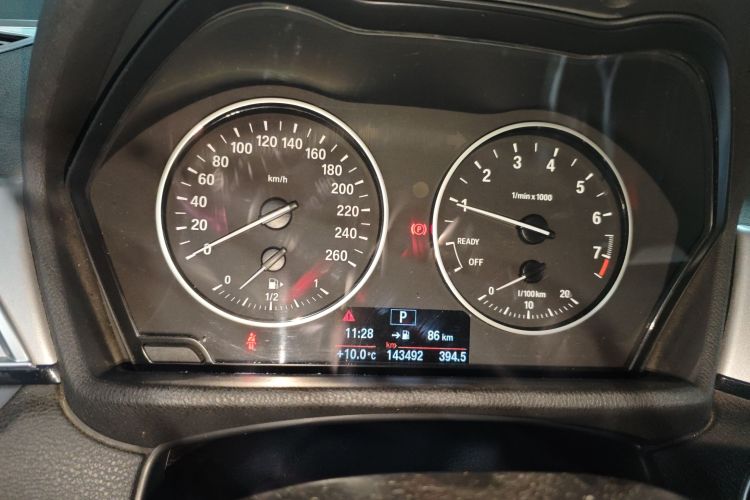 宝马X1 2018款 sDrive18Li 时尚型中控内饰14