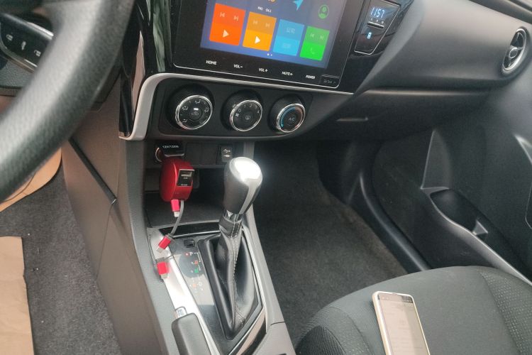 丰田 雷凌 2017款 改款 185T CVT领先版 国V局部细节18