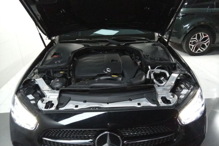 奔驰E级 2021款 改款 E 260 L 运动型局部细节24