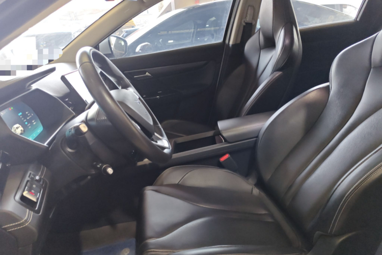 小鹏G3 2022款 G3i 460N+中控内饰19