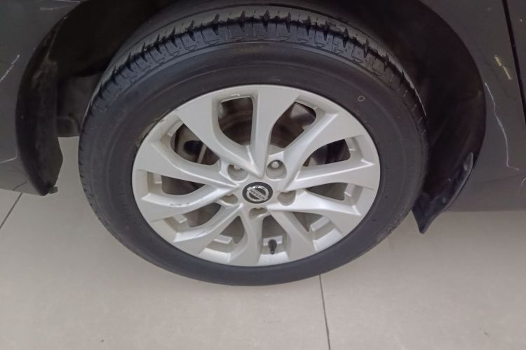 日产 轩逸 2019款 经典 1.6XL CVT豪华版车身外观6008