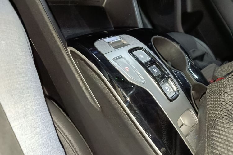 现代 2023款 途胜L 1.5T 自动两驱DLX豪华版中控内饰18