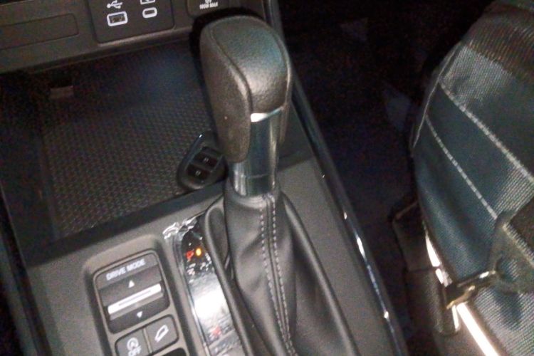 本田CR-V 2024款 240TURBO 两驱活力版 5座中控内饰18