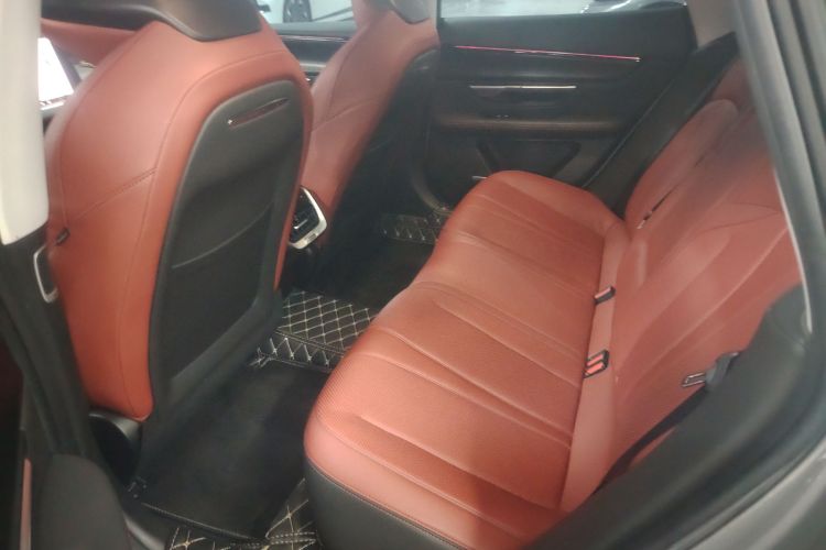 小鹏P7 2020款 670E中控内饰7004