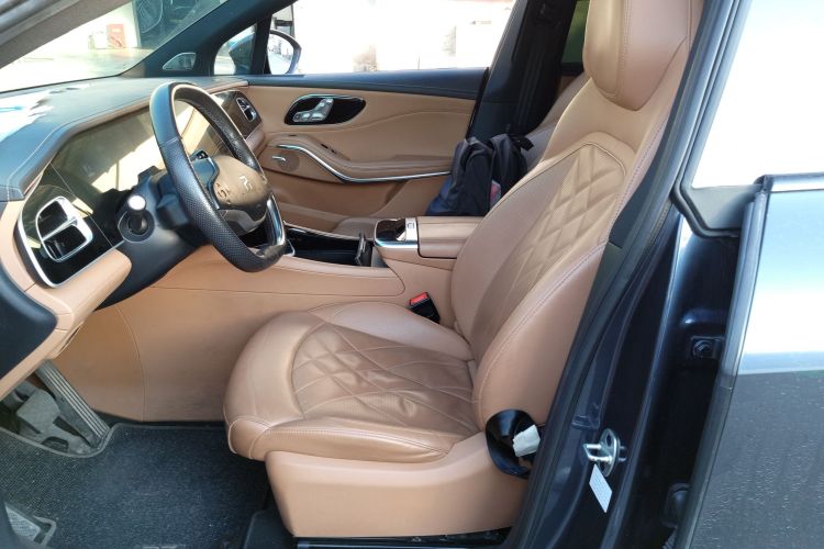 飞凡汽车 飞凡R7 2022款 长续高阶版中控内饰19