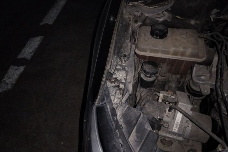 东风风神 东风A9 2016款 1.8T 豪华型局部细节9006