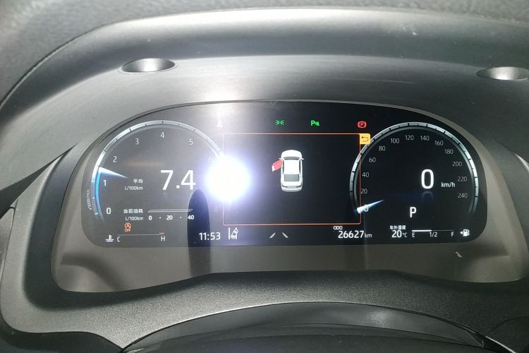 丰田 凯美瑞 2023款 2.5G 豪华版中控内饰14