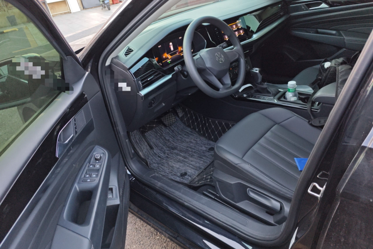 大众 帕萨特 2023款 改款 280TSI 商务版中控内饰7003