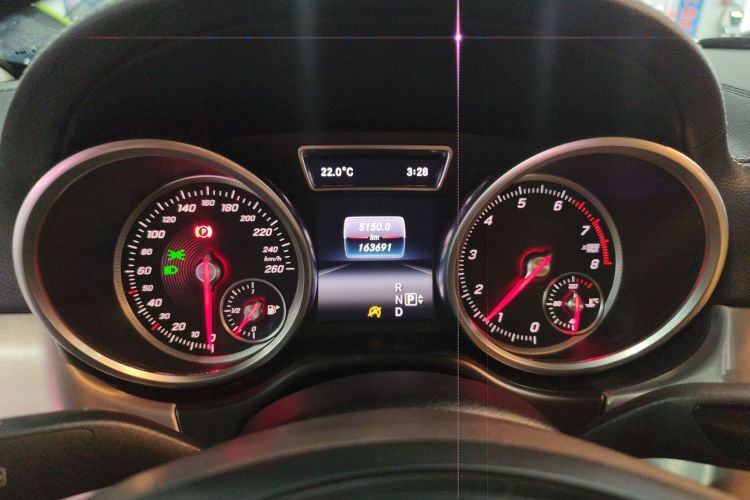 奔驰GLE轿跑 2015款 GLE 400 4MATIC 轿跑SUV局部细节14