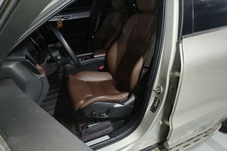 沃尔沃XC60 2021款 T5 四驱智远豪华版中控内饰19