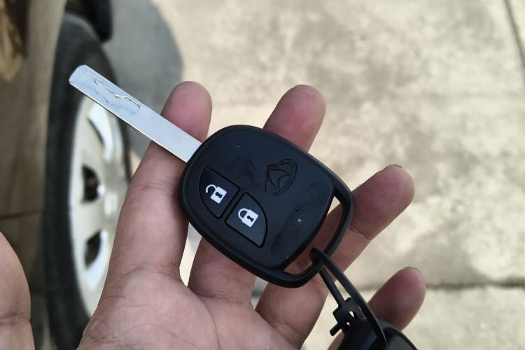 长安凯程 2021款 1.5L欧诺S智享版双蒸空调客车JL473QG中控内饰7001