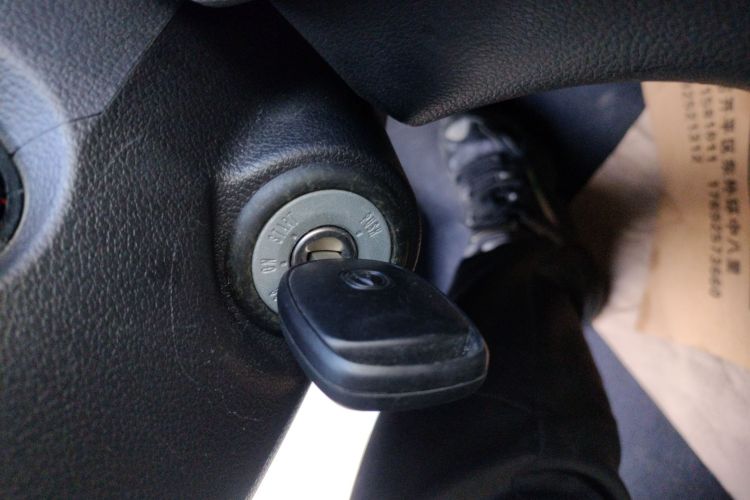 长安欧尚 奔奔E-Star 2021款 国民版 心怡版（快充版）磷酸铁锂（31.18kWh）中控内饰11