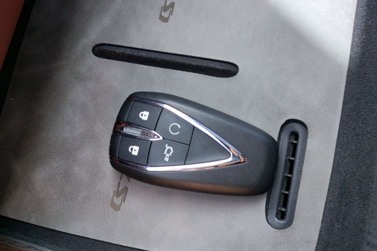 长安CS75 PLUS 2025款 第四代 1.5T 新蓝鲸 智慧尊享型中控内饰11