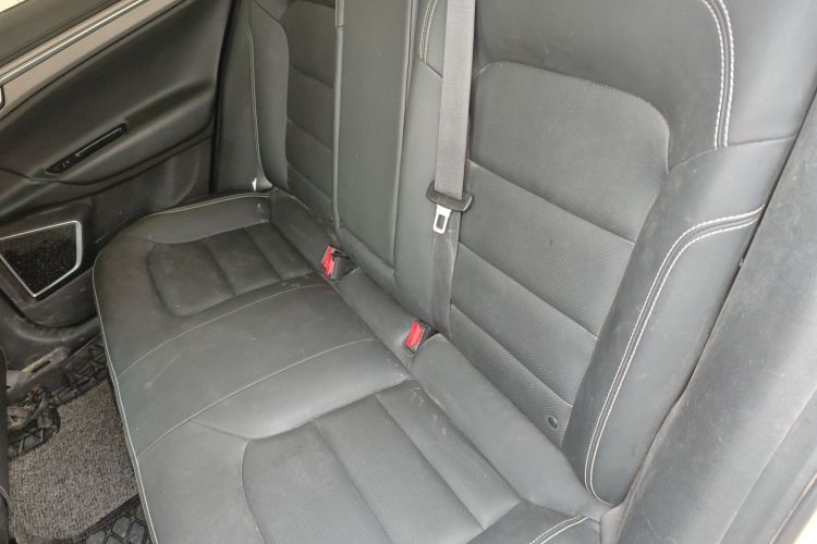 吉利汽车 帝豪GL 2019款 1.4T 手动精英智享型中控内饰7004