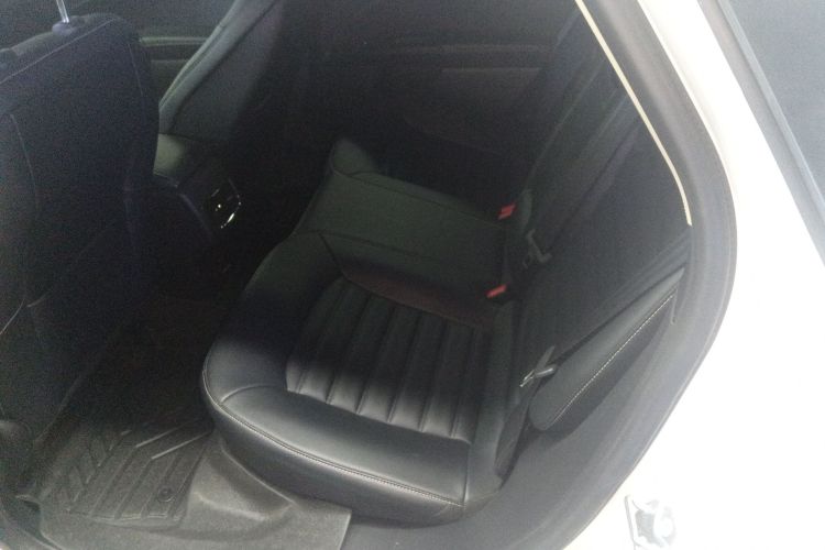 福特 蒙迪欧新能源 2018款 2.0 PHEV 智控时尚型 国VI中控内饰7004