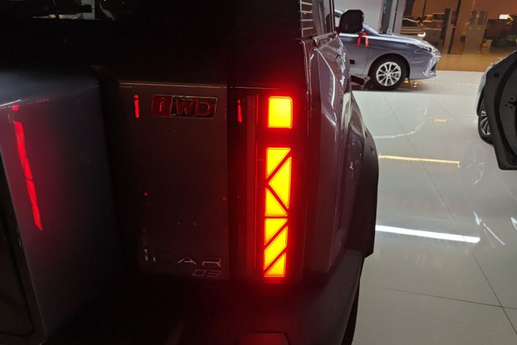 奇瑞iCAR 03 2024款 472km 四驱长续航版车身外观9