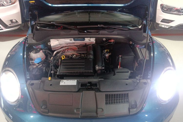 大众 甲壳虫 2017款 180TSI 宜乐版机舱底盘24