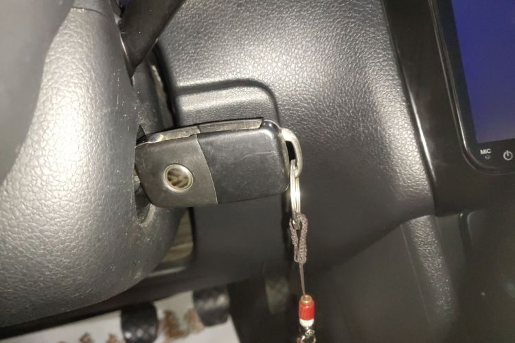 大众 Polo 2016款 1.4L 手动风尚型中控内饰11