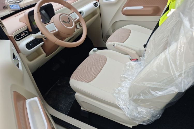 五菱汽车 宏光MINIEV 2024款 第三代 215km 青春版中控内饰19