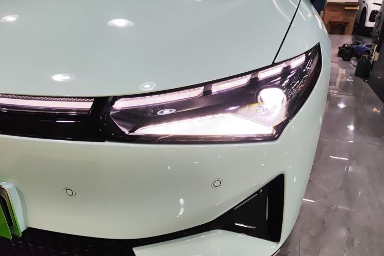 小鹏P5 2021款 550E局部细节36