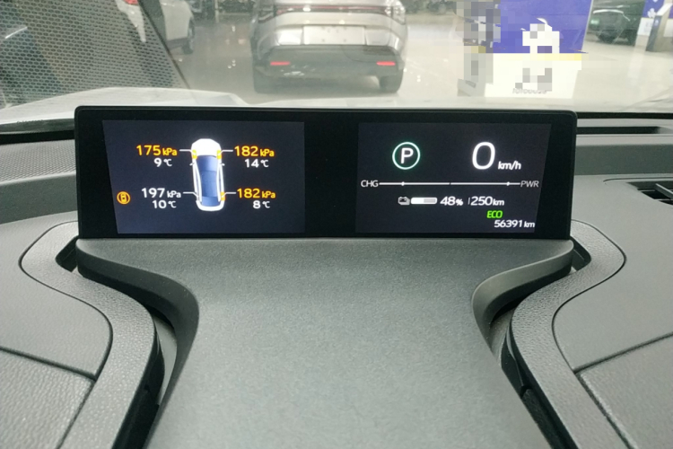 丰田bZ3 2023款 517km 精英PRO中控内饰14