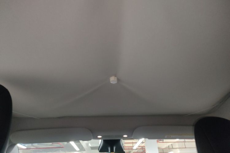 特斯拉 Model Y 2021款 长续航全轮驱动版中控内饰22