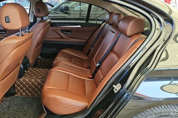 宝马5系 2014款 525Li 领先型中控内饰21