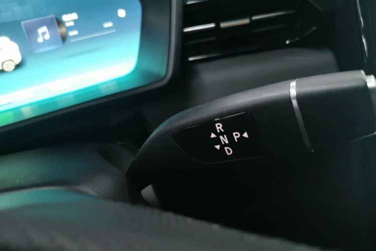 小鹏G3 2022款 G3i 460N+中控内饰18